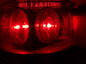 FEDERAL SIGNAL MODEL 184 🚨 "POWER LIGHT" 🚨 RED - 12 VOLTS, DC - MADE IN THE USA!