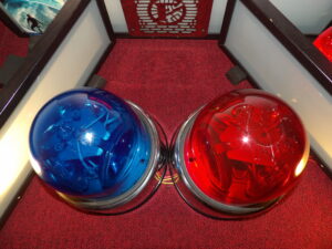 CLASSIC FEDERAL SIGNAL RED OR BLUE MODEL 173 - THREE SEALED BEAMS!