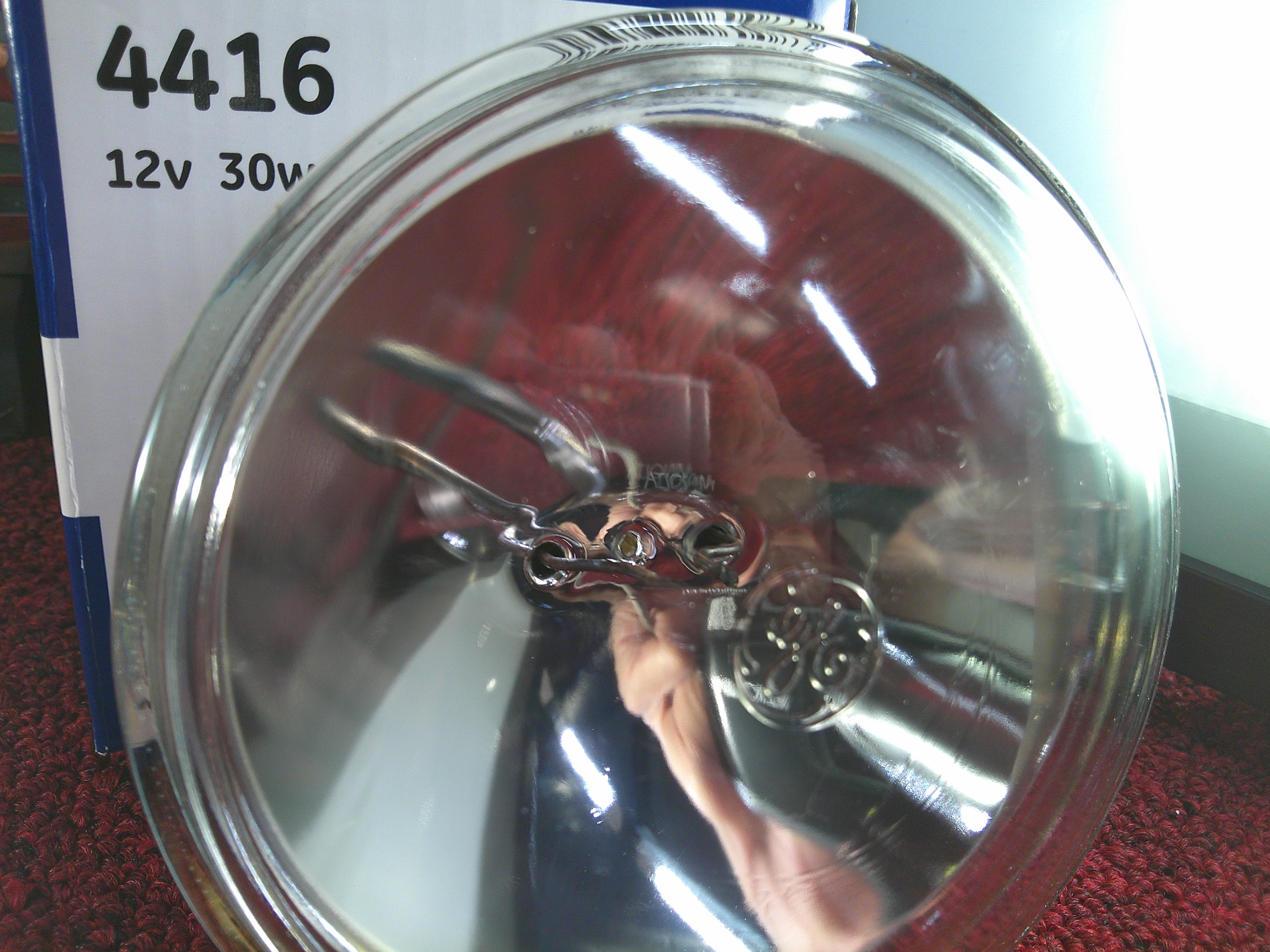 GE 4416 Bulb – Genuine OEM 12V PAR‑36 Sealed Beam – Federal Signal / TwinSonic